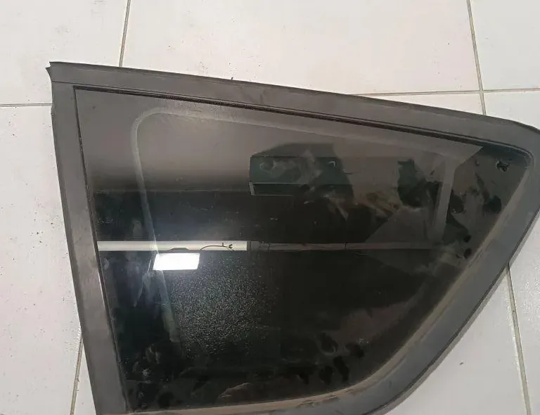 FORD S-Max 2 generation (2015-2024) Bal hátsó ablaküveg 43R00049 31806781