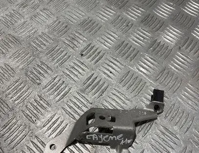 PORSCHE Cayenne 958 (2010-2018) Egyéb karosszéria-alkatrészek 7P5951193 21518123