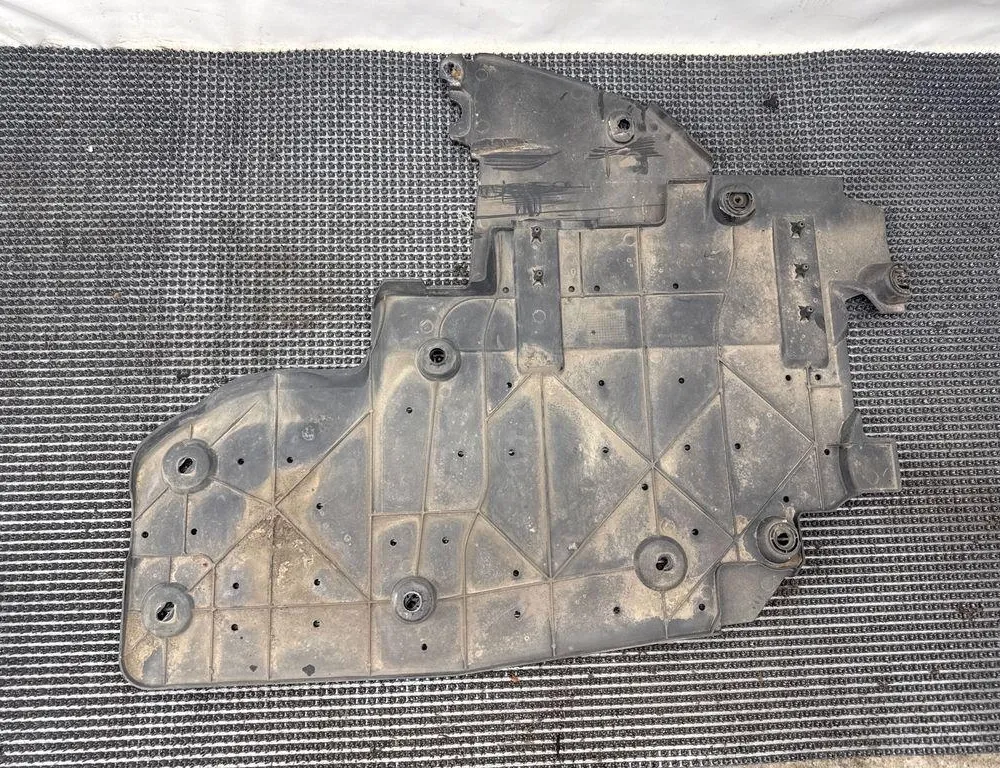 OPEL Grandland X 1 generation (2017-2023) Задняя средняя нижняя защита 9809531480 33602751