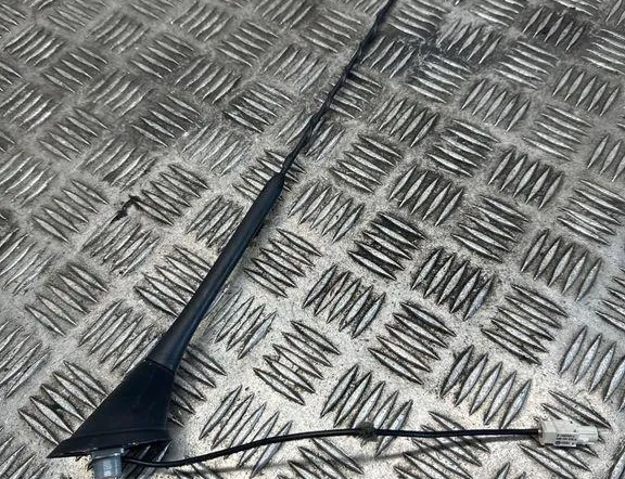 VOLKSWAGEN Tiguan 1 generation (2007-2017) Antenna 6Q0035575A 34833400