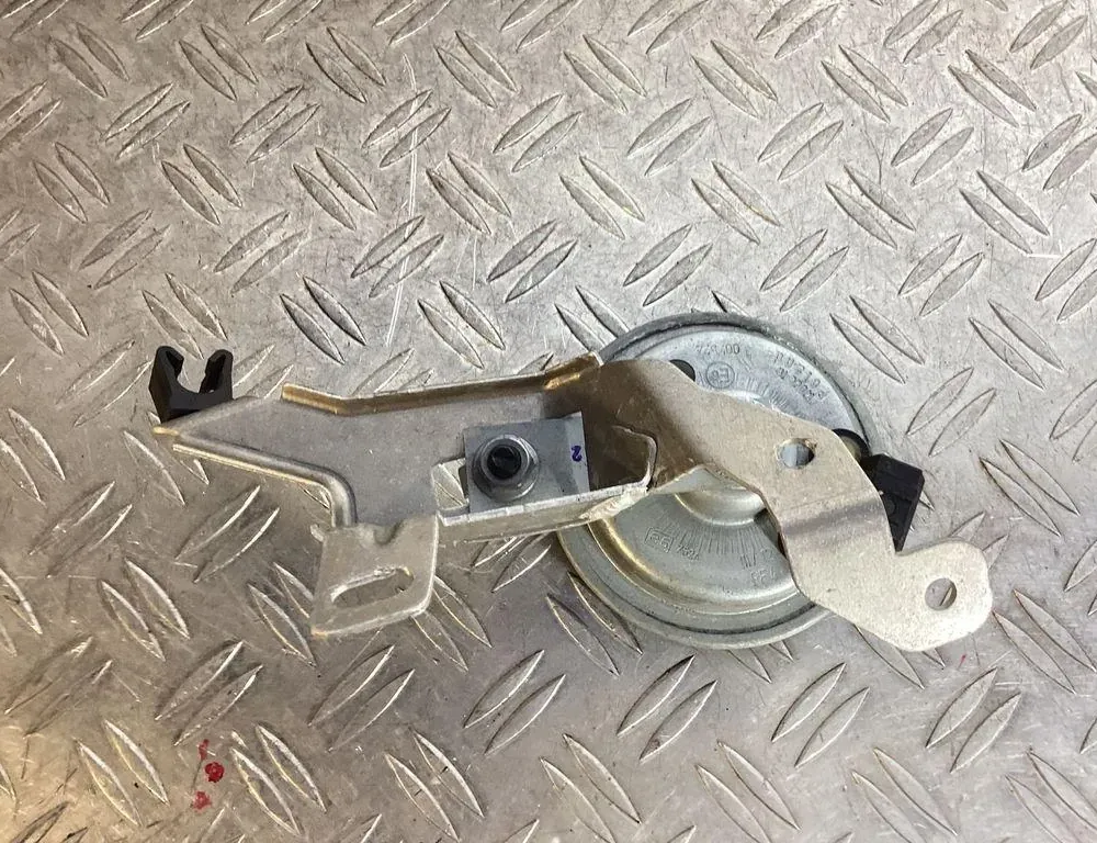 PORSCHE Cayenne 3 generation (2017-2023) Riasztó 7P5951193 34610823