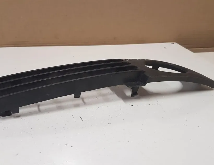 AUDI A6 C5/4B (1997-2004) Одделка противотуманай фары 4B0807682 28755734