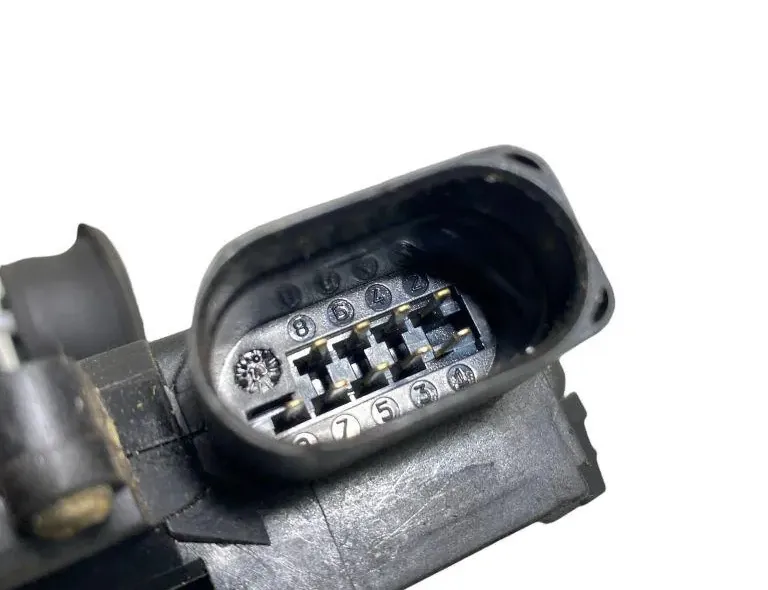 AUDI A4 B6/8E (2000-2005) Jobb első ajtó zárja 4B2837016G 34832904