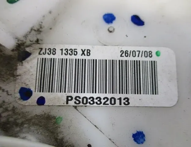 MAZDA Carol 6 generation (HB25S, HB35S) (2009-2014) Топливный насос 8V51-9H307 21411138