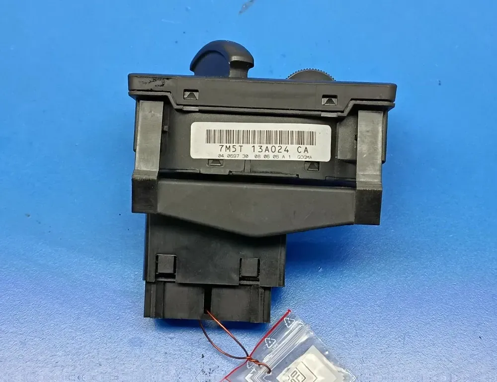 FORD C-Max 2 generation (2010-2019) Fényszórókapcsoló vezérlőegysége 7M5T13A024CA 34485411