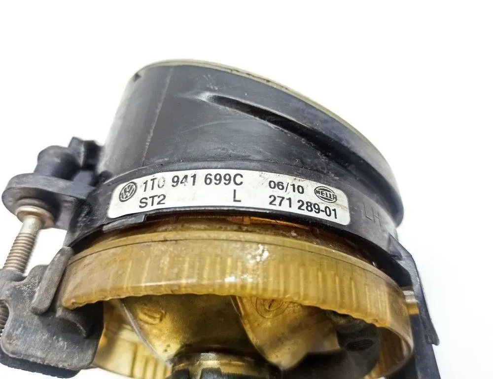 LADA Eos 1 generation (2006-2020) Bal első ködlámpa 1T0941699C,27128901,L02BE26015 34311327