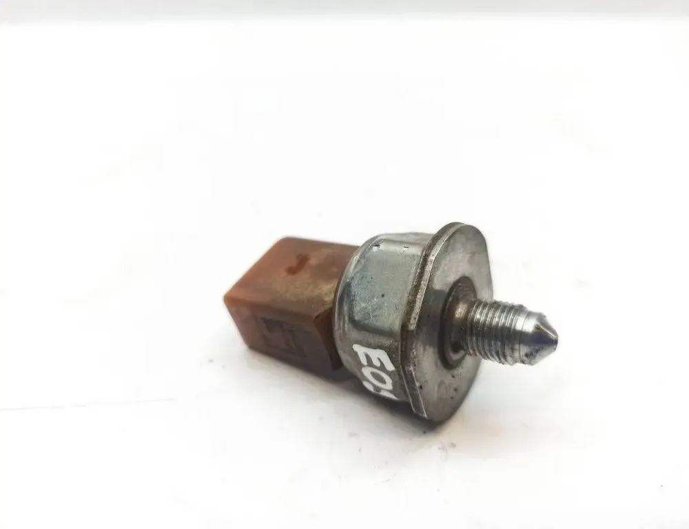 LADA Eos 1 generation (2006-2020) Üzemanyag-nyomásérzékelő 03C906051H,55PP1503,331002948796 34311079