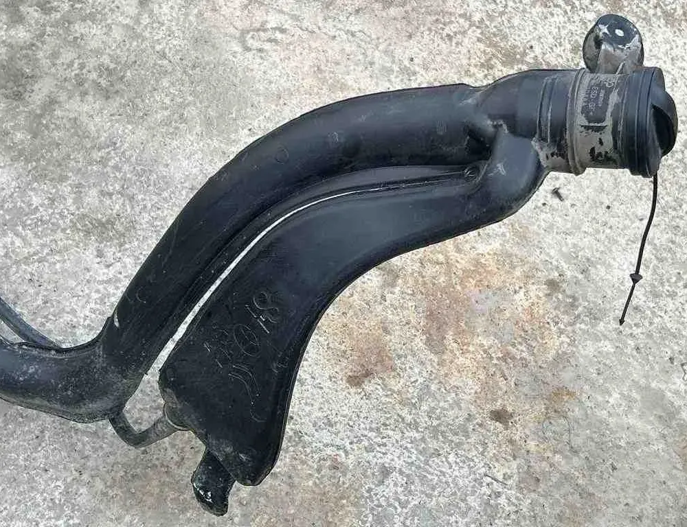 PEUGEOT Traveller 1 generation (2017-2023) Fuel Tank 00366944,9813706980,9811262580,9813706780,9813707080,9813706880,90554C 32690181