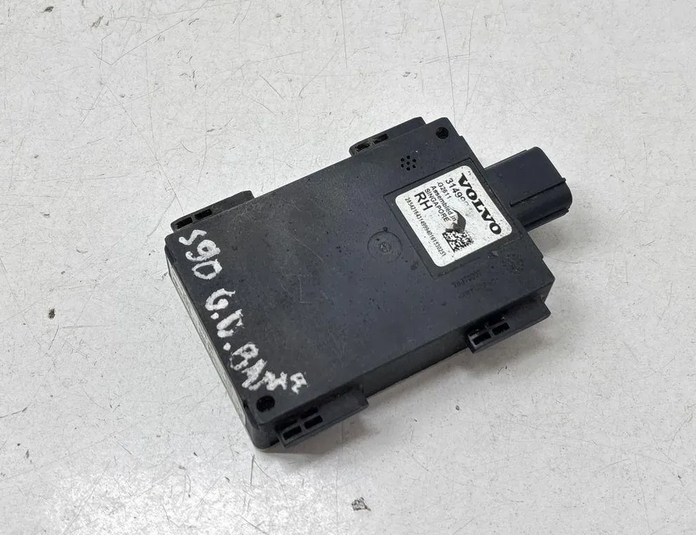 VOLVO S90 2 generation (2016-2023) Blind Spot Control Module 31499939 33897650