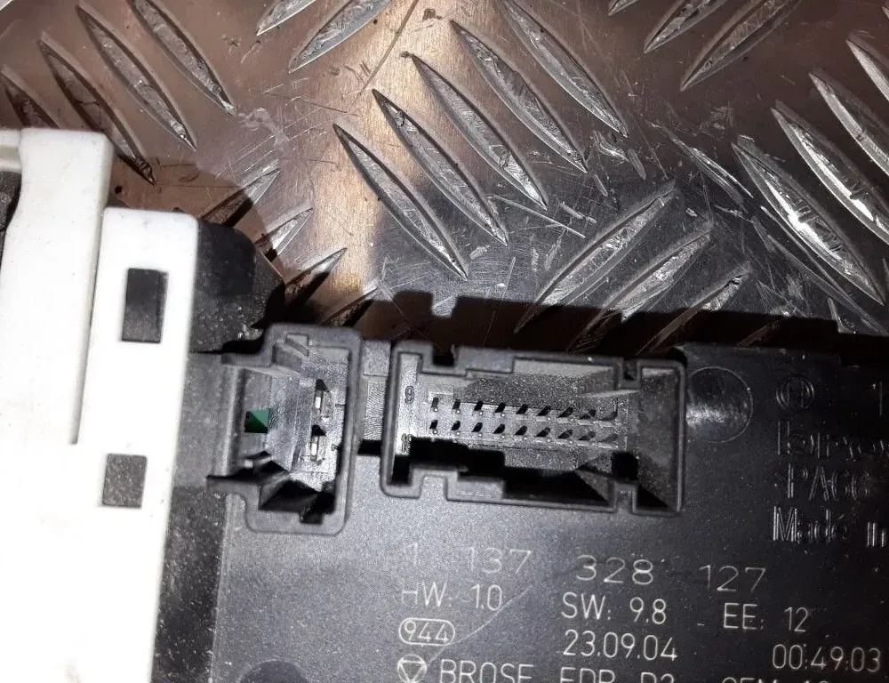 PEUGEOT 407 1 generation (2004-2010) Jobb első ajtó ablakemelője 995189105,1137328127,9646594480 11611201