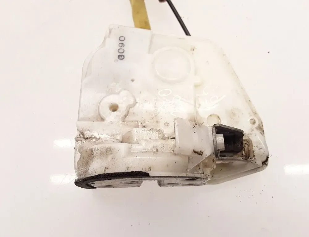 MAZDA 2 2 generation (2007-2014) Front Right Door Lock DF73,8H22D0748 12194023