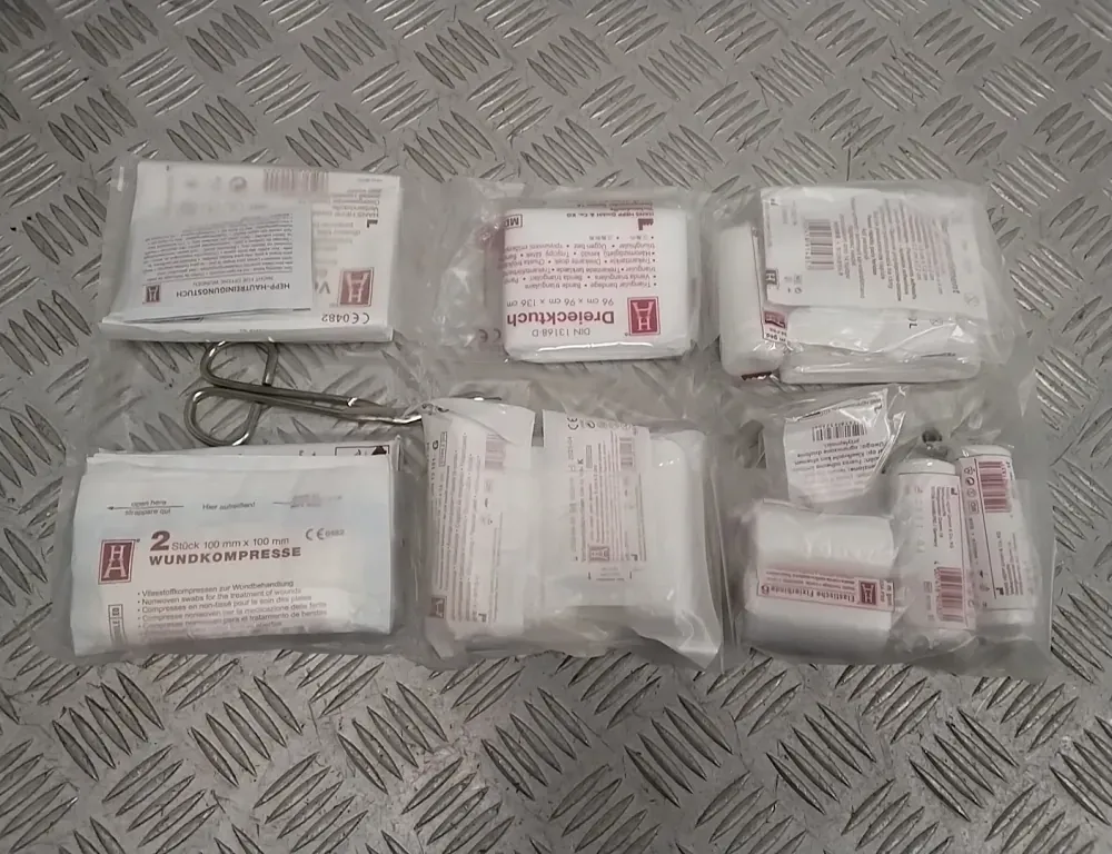 FORD Mustang Mach-E 1 generation (2020-2024) Elsősegélykészlet AM2S6J19K541CD 33783697