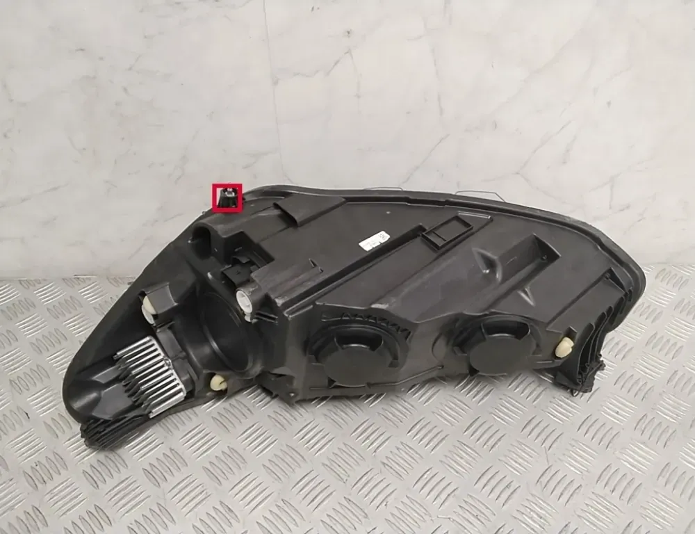 FORD Focus 4 generation (2018-2024) Jobb első fényszóró MX7B13E014CE 34291679