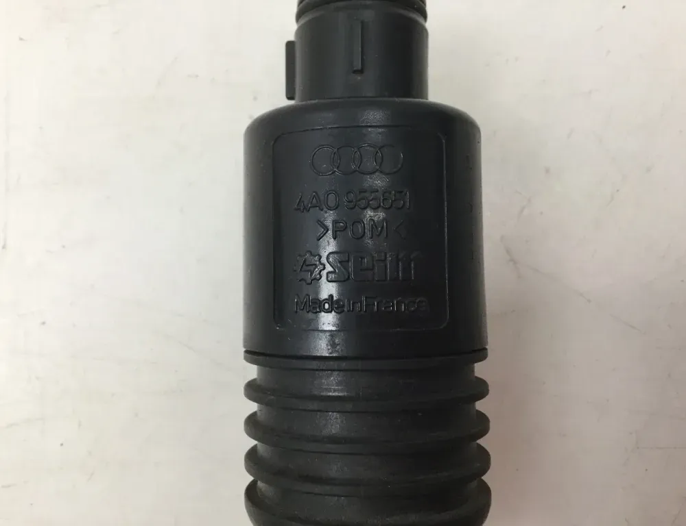 AUDI A4 B5/8D (1994-2001) Ablakmosó tartály motorja 4A0955651 34828545