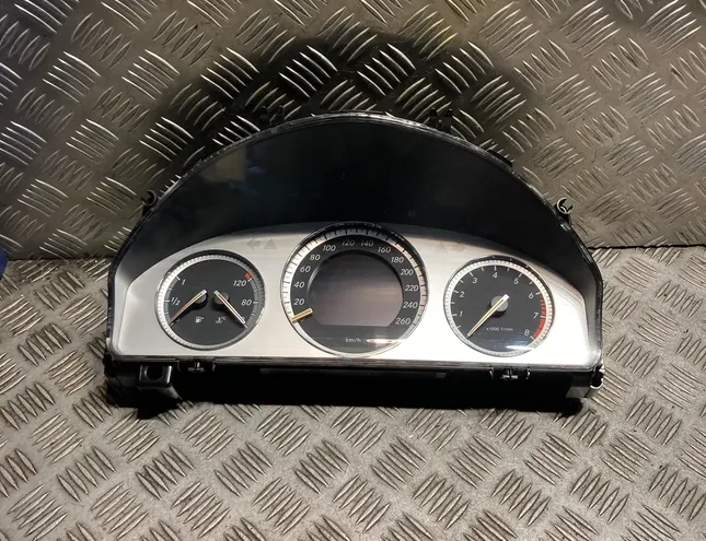 MERCEDES-BENZ C-Class W204/S204/C204 (2004-2015) Sebességmérő műszer 2045402748,A2045402748 34150615