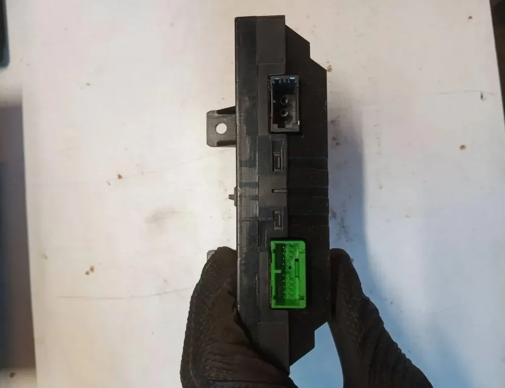 VOLVO XC60 1 generation (2008-2017) Екран навигаций 30772584 33123128