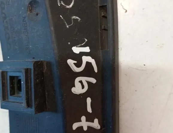 VOLVO V50 1 generation (2003-2012) Jobb hátsó lökhárító konzolja 30678075 33123745