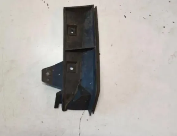 VOLVO V50 1 generation (2003-2012) Jobb hátsó lökhárító konzolja 30678075 33123745