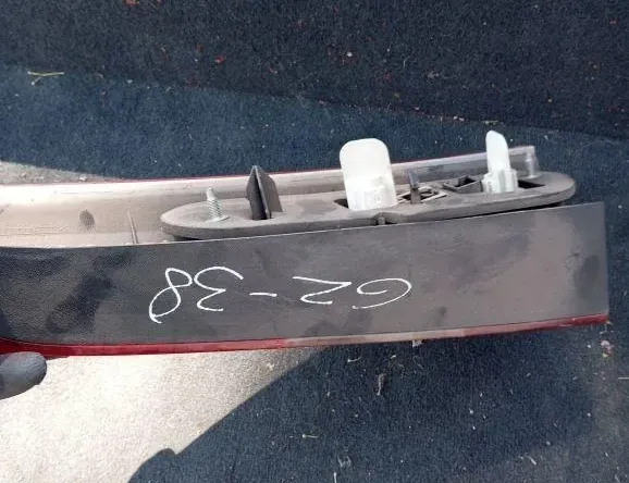 VOLVO V70 2 generation (2000-2008) Фонарь задний правый 160985 33124399