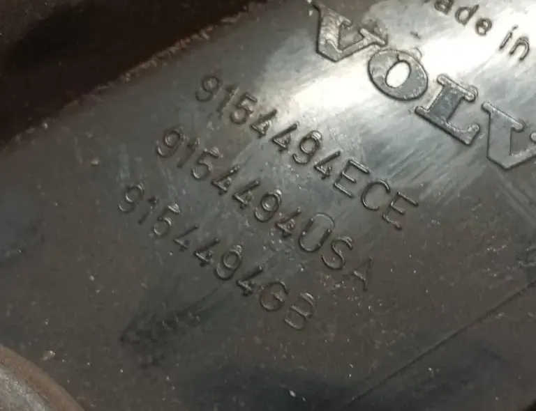 VOLVO V70 2 generation (2000-2008) Bal hátsó lámpa 9154494 33136953