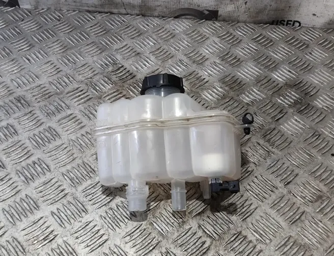 JAGUAR I-Pace 1 generation (2018-2023) Tágulási tartály YC158B099AA 26478126