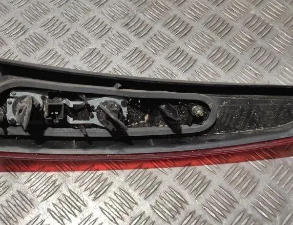 VOLVO XC70 2 generation (2000-2007) Bal hátsó lámpa 9154493 30646960