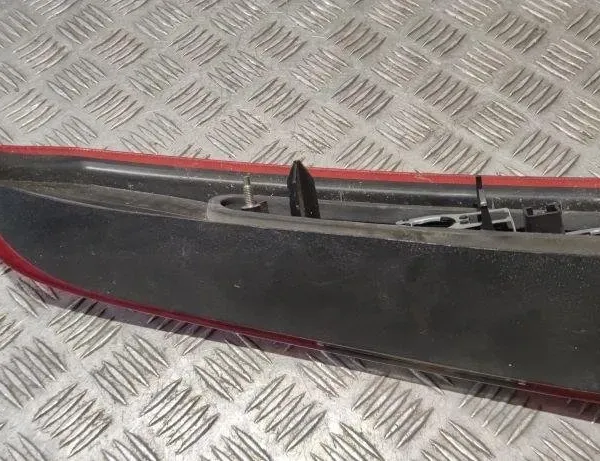 VOLVO XC70 2 generation (2000-2007) Bal hátsó lámpa 9154494 30647110