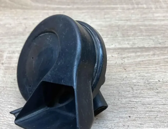 VOLVO S40 1 generation (1996-2004) Jobb oldali duda 007728,000233 34403402