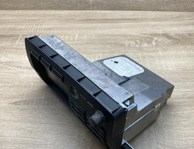 BMW 3 Series E21 (1975-1983) Информационный дисплей 8383329 34433644