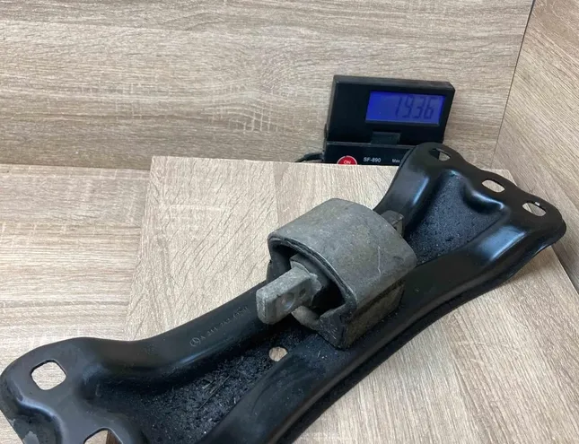 MERCEDES-BENZ E-Class W124 (1984-1997) Sebességváltó tartó-szerelőkonzolja A2112421901 34310484