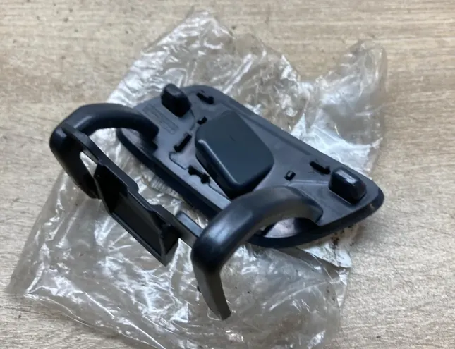 MERCEDES-BENZ GLA-Class X156 (2013-2020) Крышка омывателя фар правой стороны A1568801400 34287483