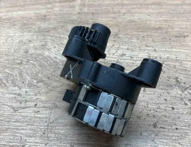 SEAT Alhambra 1 generation (1996-2010) Клапаны управления внутренним подогревом 7M1907511C,532948322A 34364758