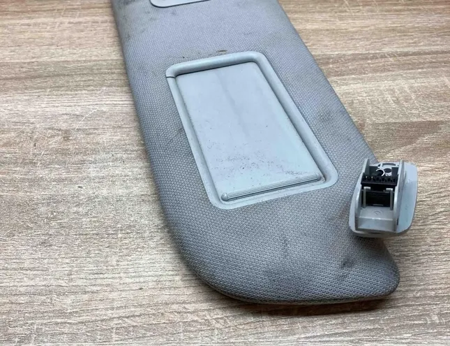 AUDI A6 C4/4A (1994-1997) Jobb oldali napellenző 4F0857552 34312615