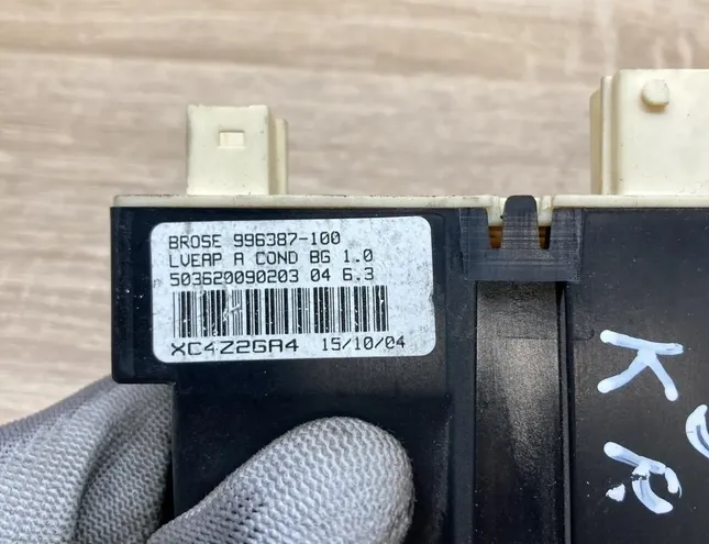 CITROËN C5 2 generation (2008-2017) Bal első ajtó ablakemelő motorja 503620090203,996387100 34443150