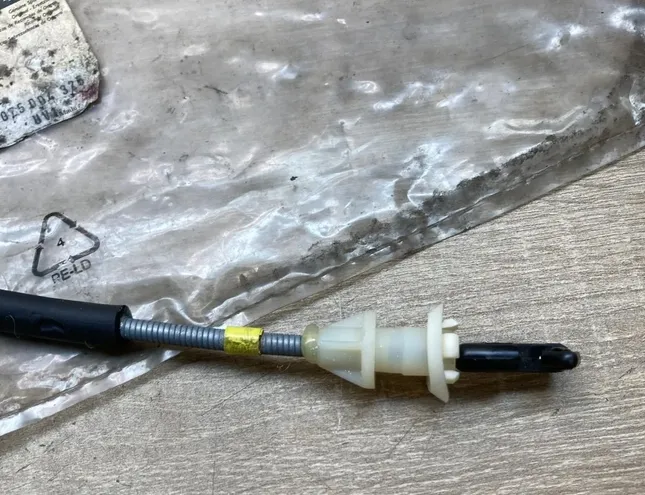 RENAULT Espace 1 generation (1984-1991) Трос ускорителя 6025004325 34436788