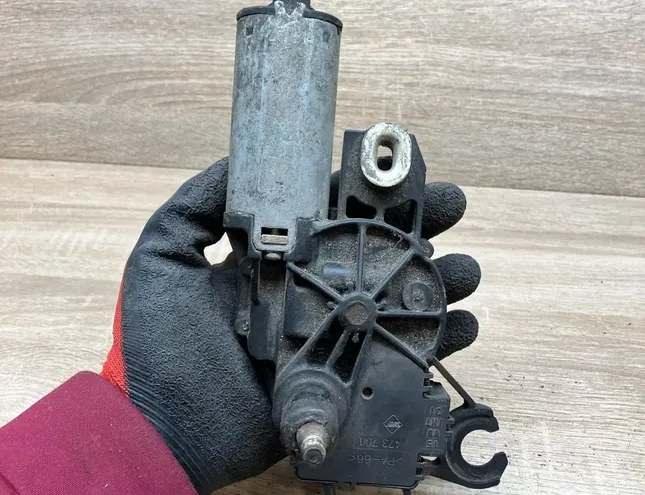 SEAT Ibiza 1 generation (1984-1993) Csomagtérajtó ablaktörlő karja 6K6955711C,404478 34294192