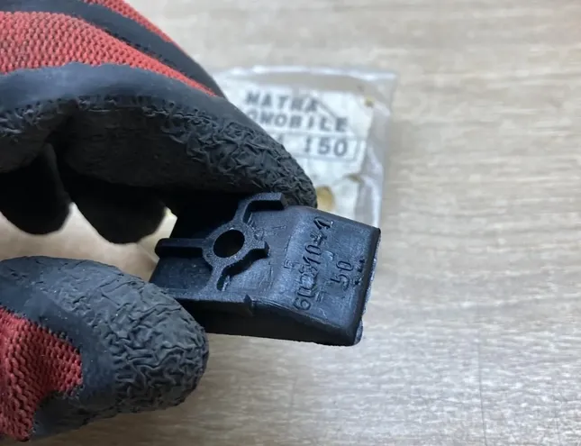 RENAULT Espace 1 generation (1984-1991) Пружинный зажим 6025104150 34442818