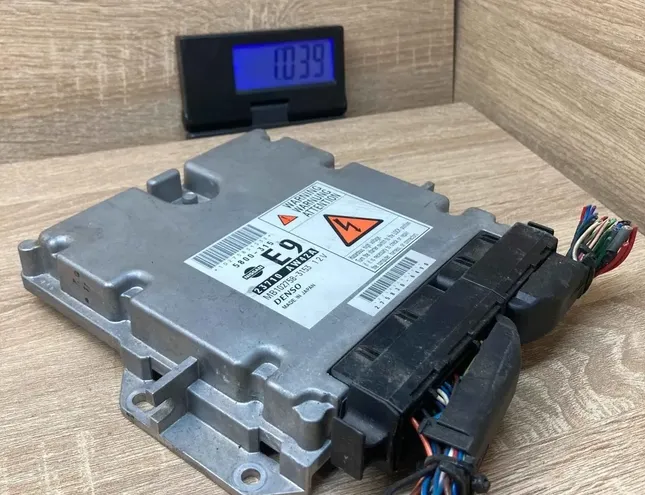 NISSAN Primera P10 (1990-1997) Блок управления двигателем 23710AW42A,MB1027583153 34384337