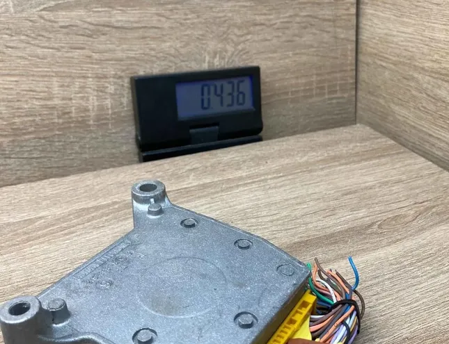 RENAULT Espace 1 generation (1984-1991) Biztonsági vezérlőegység 8200412024A,605487800,WithPlug 34384082