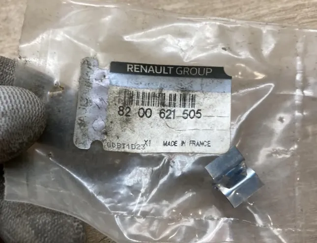 RENAULT Espace 1 generation (1984-1991) Молдинг крыши правый 8200621505 34436776