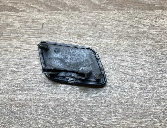 VOLKSWAGEN Passat B6 (2005-2010) Крышка омывателя фар правой стороны 3C0955109A 34442391