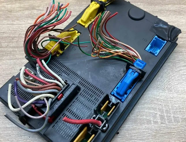 RENAULT Espace 1 generation (1984-1991) Блок управления Комфорт 6025408262,73651212R 34385718