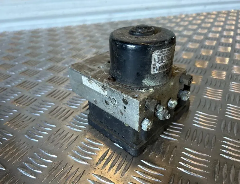 VOLVO XC90 1 generation (2002-2014) ABS szivattyú 1HF3K29M38,5WK84002,10092504033,8671224 34085906