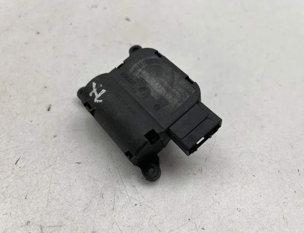 SEAT Alhambra 1 generation (1996-2010) Belső fűtőtest vezérlőszelepei 0132801345 34112046