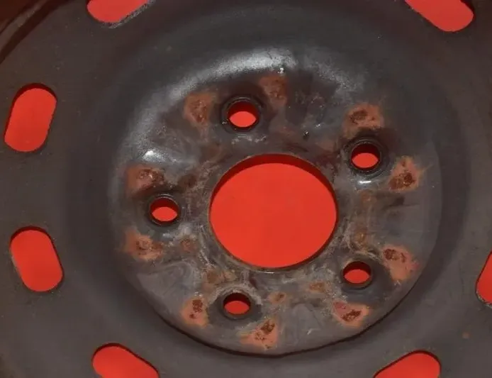 KIA Carnival UP/GQ (1999-2006) Kerék 5X114.3 22114190