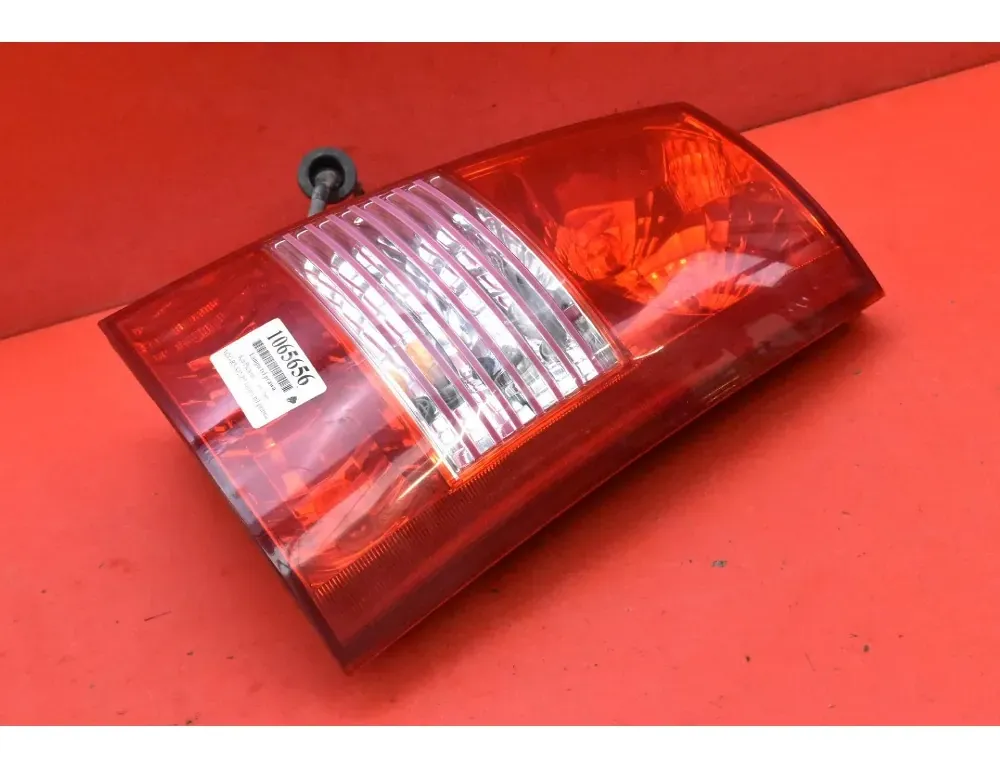 KIA Picanto 3 generation (2017-2024) Jobb hátsó lámpa  92402-070 34830520