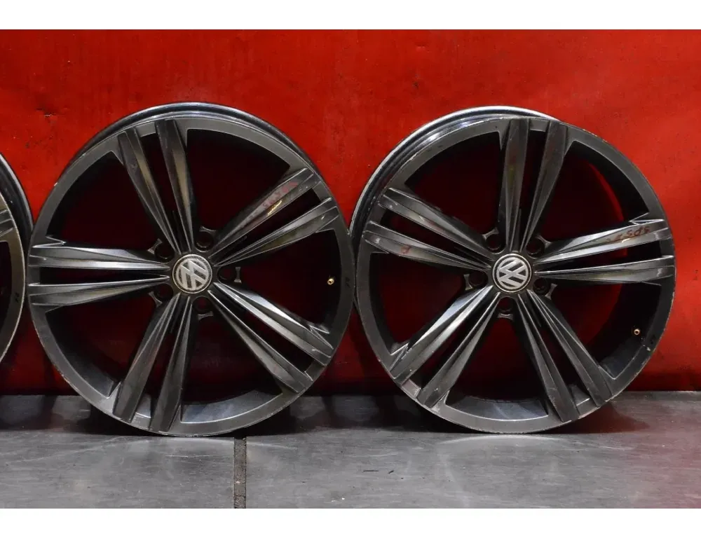 VOLKSWAGEN Passat B8 (2014-2023) Kerék 6NN601025D 34822093