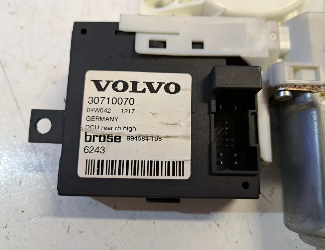 VOLVO S40 2 generation (2004-2012) Jobb hátsó ajtó ablakvezérlő motorja 31253485,30710070 23719576