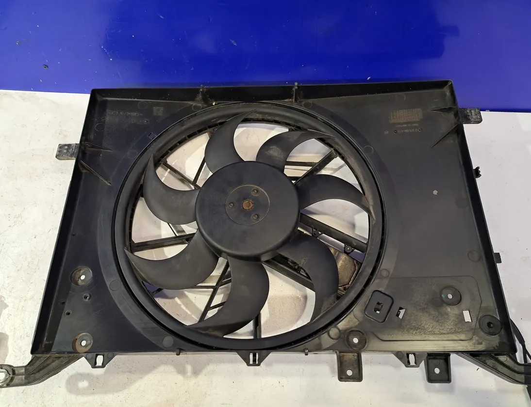 VOLVO V70 2 generation (2000-2008) Motorhűtő-ventilátor hűtője 0130303909,8649634,30680513,30680547 34832488
