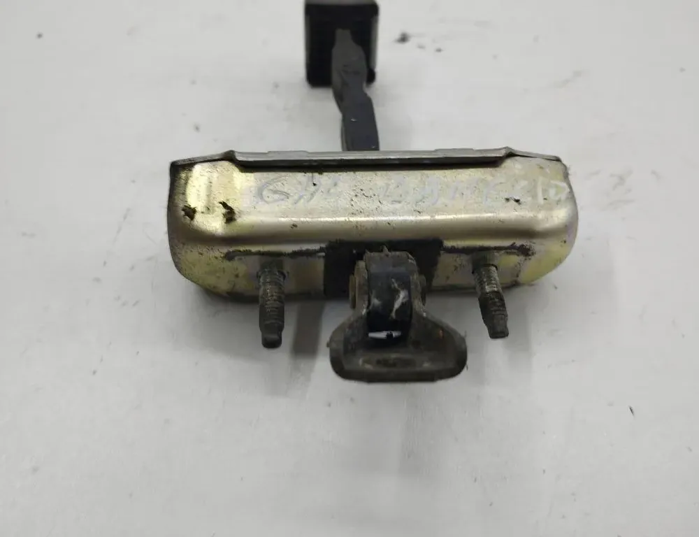 TOYOTA RAV4 3 generation (XA30) (2005-2012)  Стопор задней двери 34447664